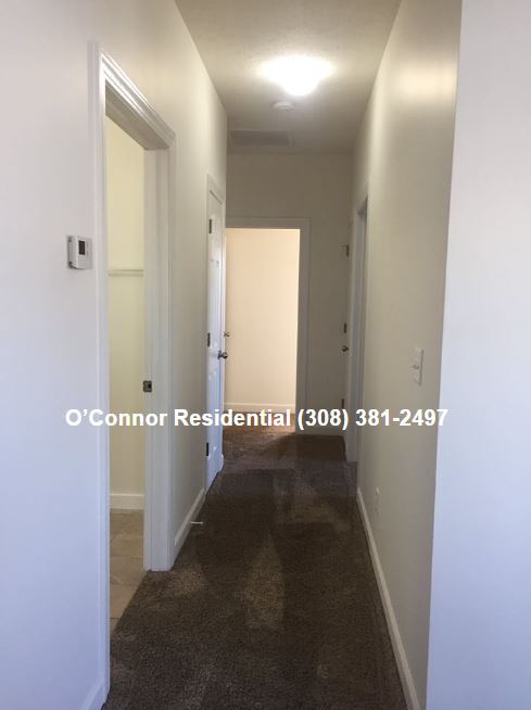 Building Photo - 2650 Brennen Ln