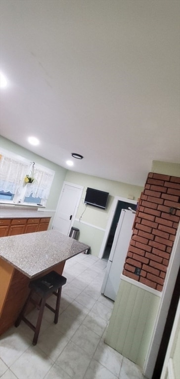 Building Photo - 44 Clark St