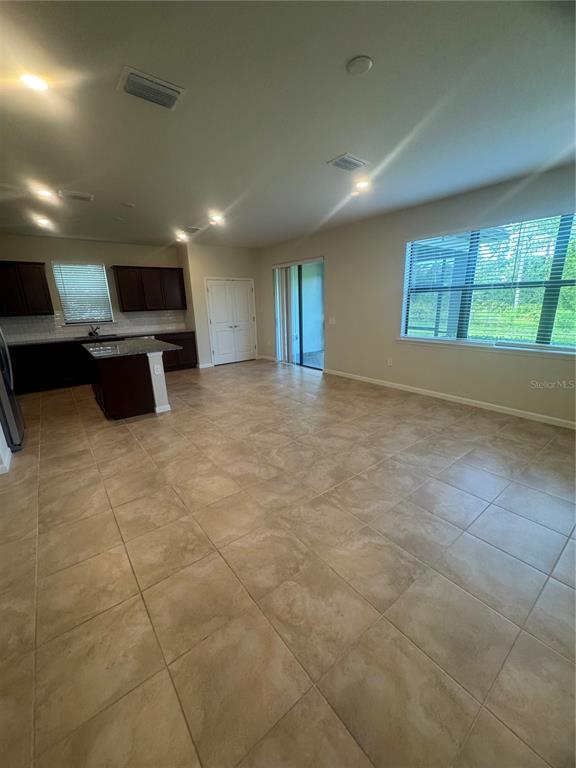 Building Photo - 6134 Bluestar Ct