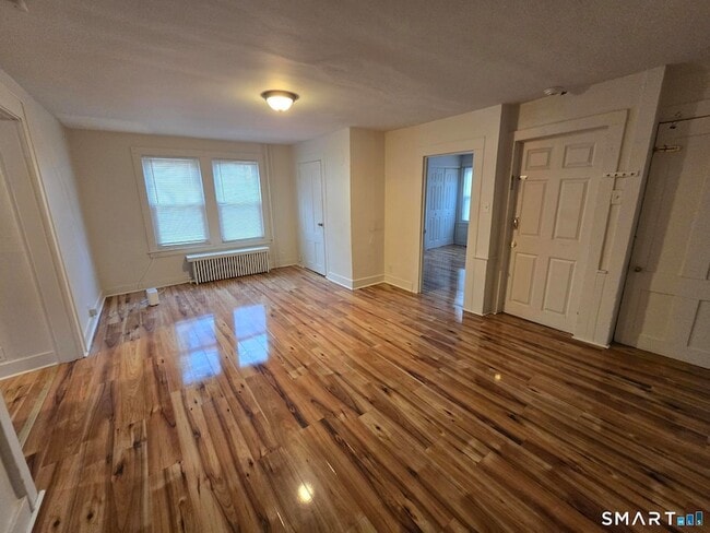 Building Photo - 157 Eastern Ave