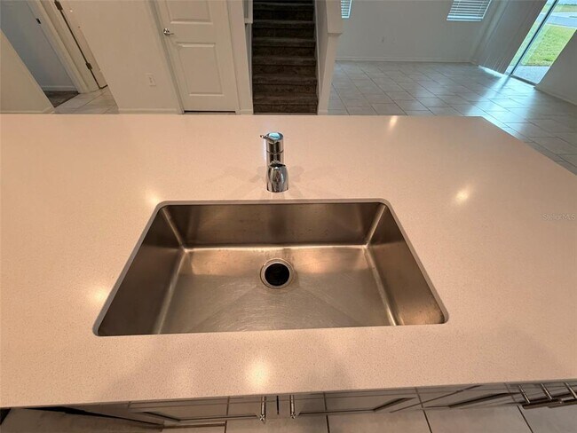 Building Photo - 2030 Shaggy Fisher Dr