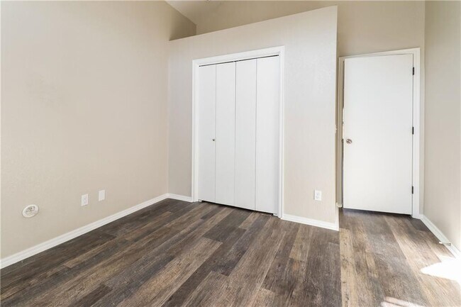 Building Photo - 8725 NW 85th St