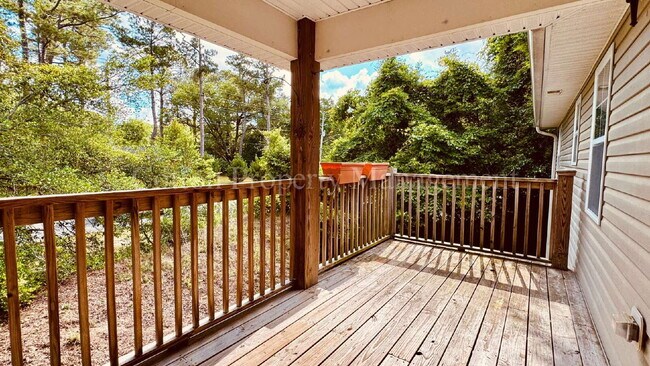 Building Photo - 3 BD//2 BA Condo / Tidal Oaks Community / 2nd Floor Unit / $1,500 per month / No Pets