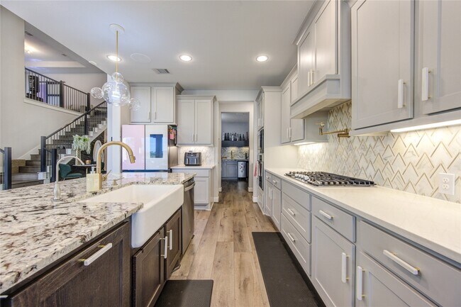 Building Photo - 1815 Longcroft Ln