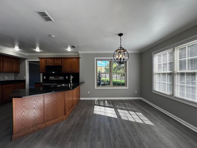 Building Photo - 2224 Wilmington Ln