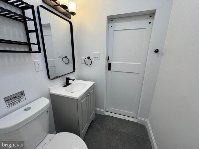 Building Photo - 2145 Elkins Ave