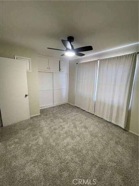 Building Photo - 44446 Loneoak Ave