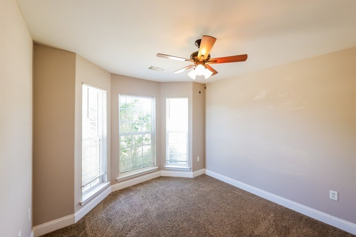 Building Photo - 254 Ivy Hills Cir