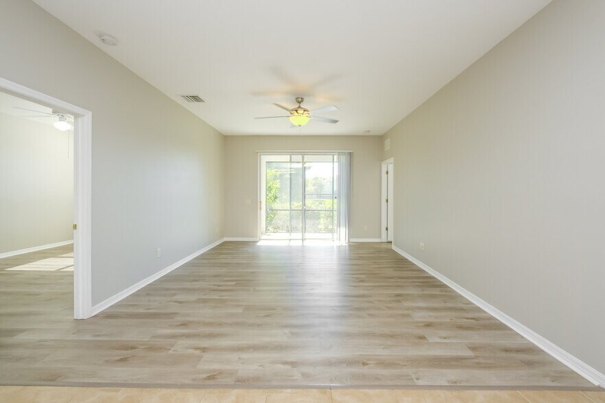 Building Photo - 9011 40th Ct E