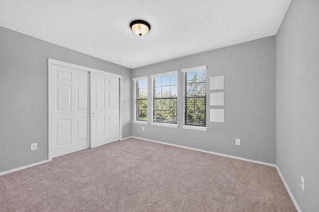 Building Photo - 2200 Ezra Ct