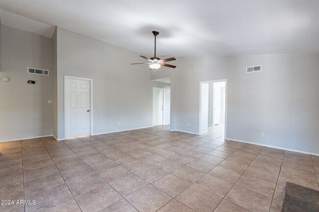 Building Photo - 4315 W Morrow Dr