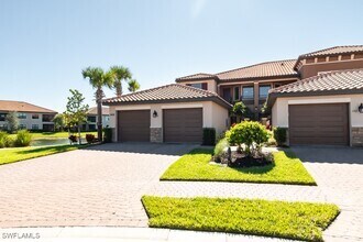 Building Photo - 9402 Pocida Ct