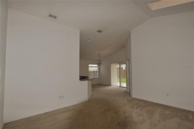 Building Photo - 4930 NW 20th Dr