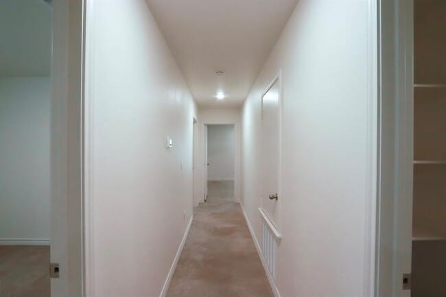 Building Photo - 2316 Alterman Dr