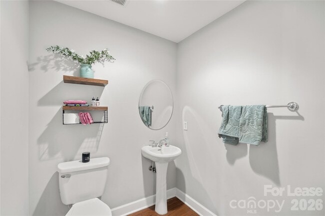 Building Photo - 1320 Fillmore Ave