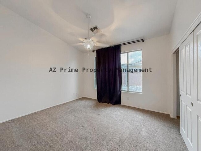 Building Photo - 890 N Bullmoose Dr