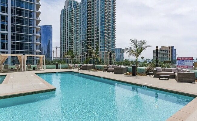 Building Photo - Panoramic Bayfront Luxury Living in the Heart of Little Italy