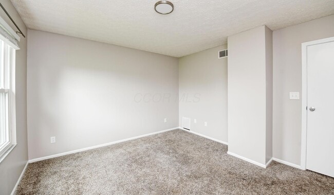 Building Photo - 922 Noddymill Ln E