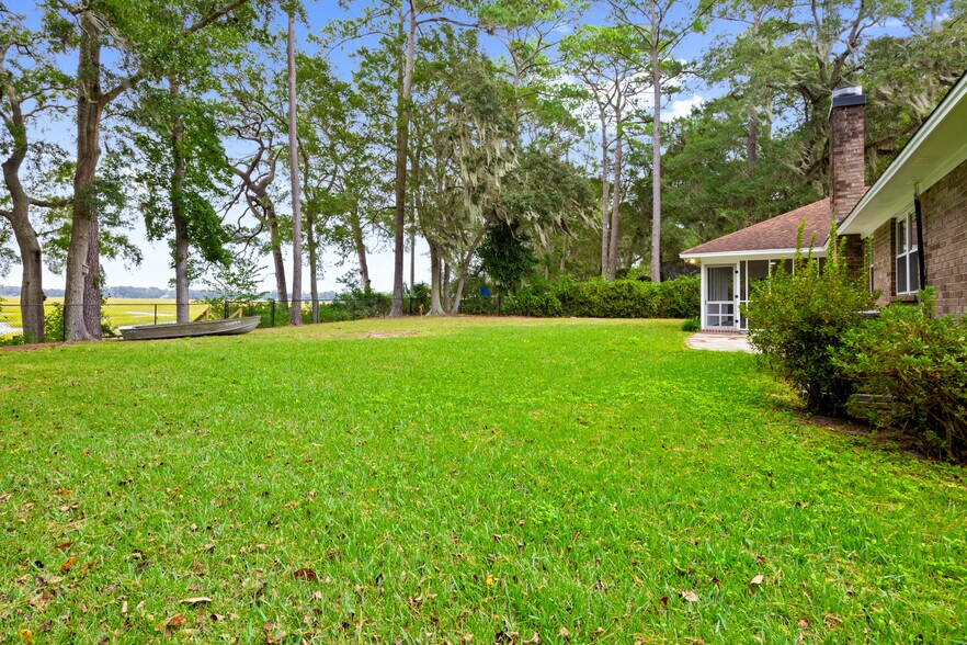 Building Photo - 1529 Whitfield Park Cir