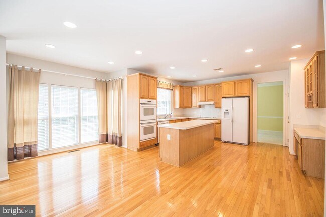 Building Photo - 12801 Victory Lakes Loop