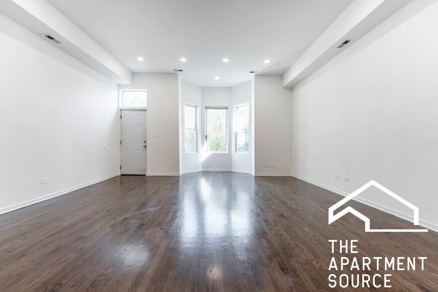 Building Photo - 2113 N Campbell Ave