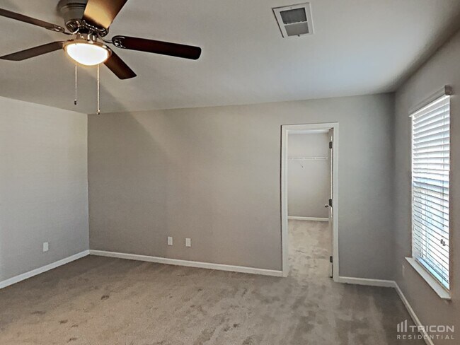Building Photo - 1081 Hidden Meadow Rd