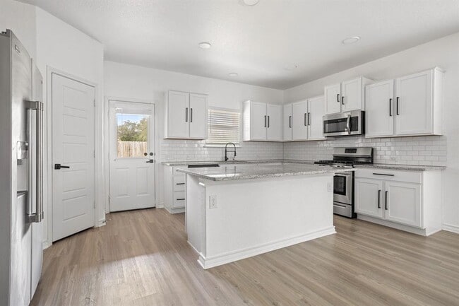 Building Photo - 3409 Copper Acres