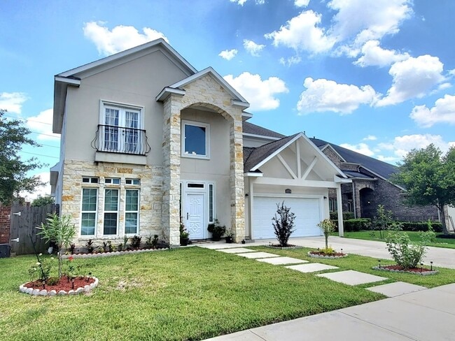 Building Photo - 3715 Aldridge Dr