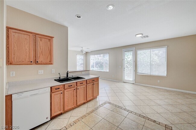 Building Photo - 705 Value Ridge Ave