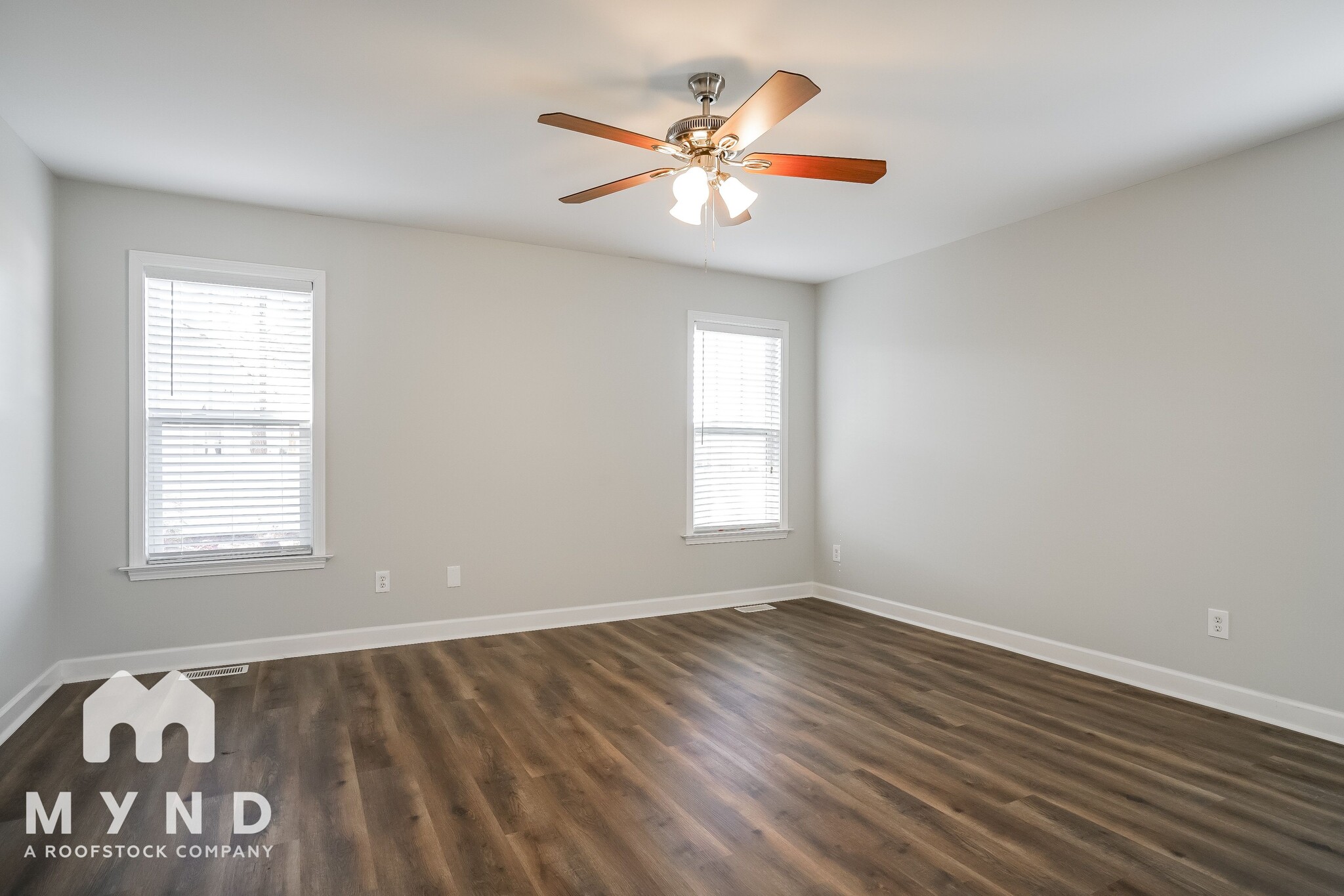 Building Photo - 40 Pinewinds Ct