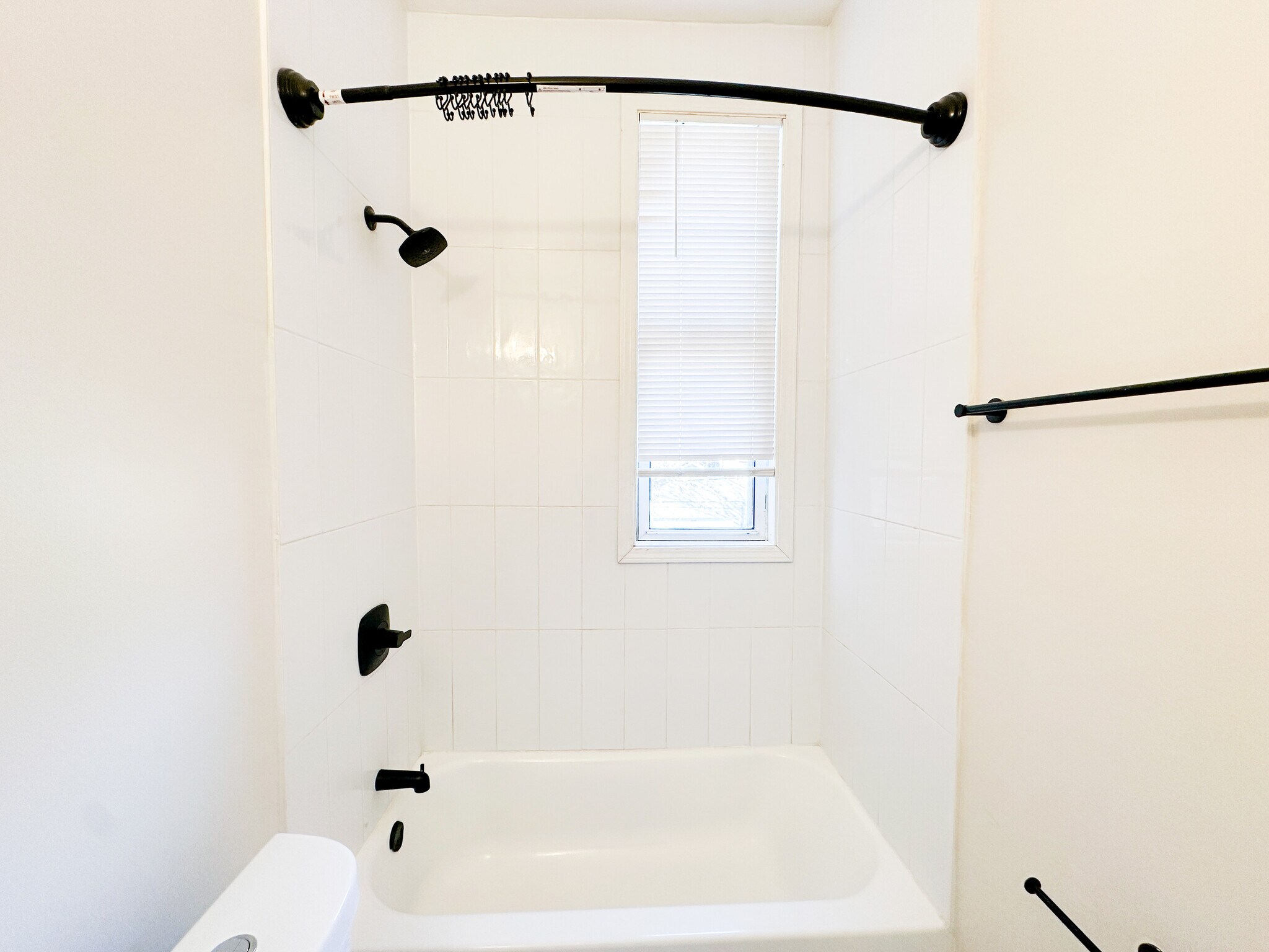 Building Photo - 3333 California Ave