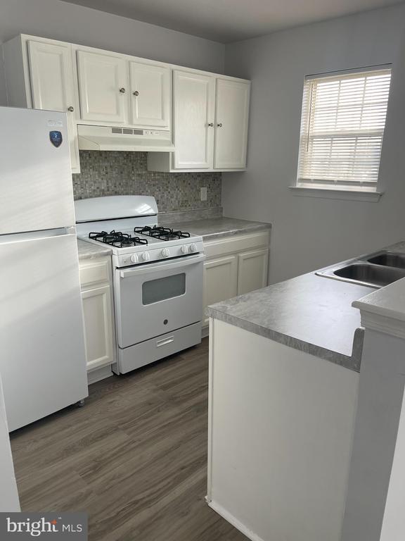 Building Photo - 288 Vincent Cir