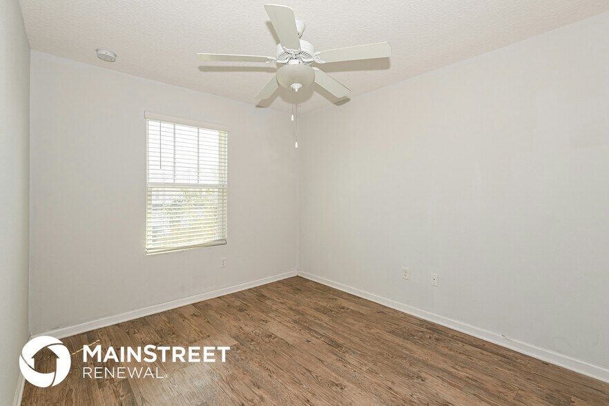 Building Photo - 548 Eiseman Wy