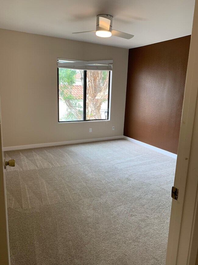 Building Photo - 8460 New Salem St