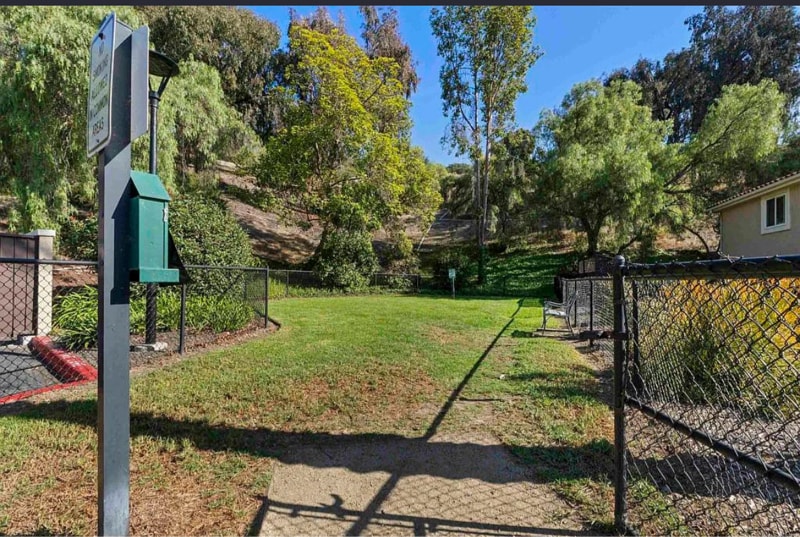 Building Photo - 100 Sea Cliff Way