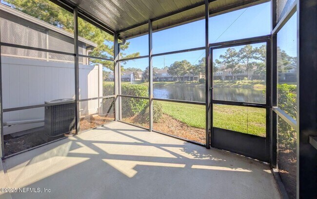 Building Photo - 7511 Scarlet Ibis Ln