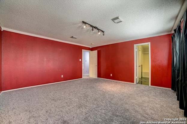 Building Photo - 9759 Bronson Creek