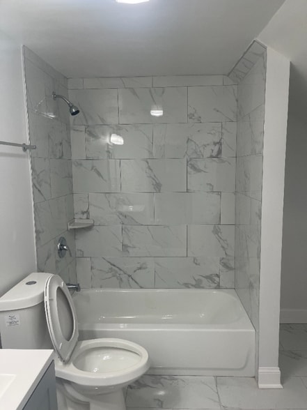 Building Photo - 701 Academy Rd