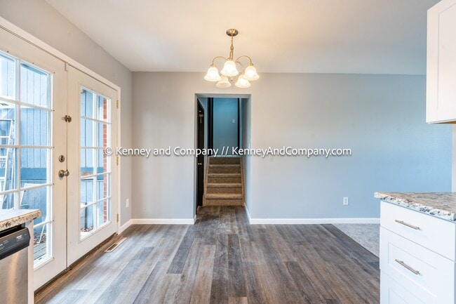 Building Photo - 1421 Querida Dr