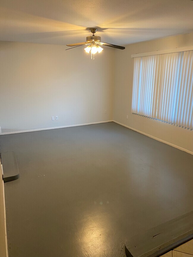 Building Photo - 3926 N 87th St