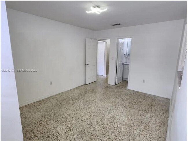 Building Photo - 11267 SW 7th St