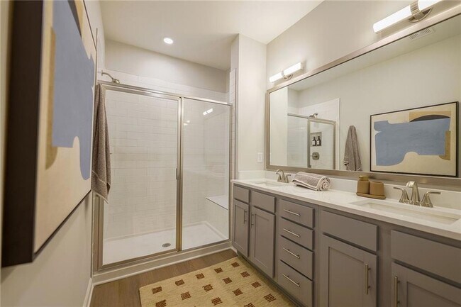 Building Photo - 622 Shallowford Rd