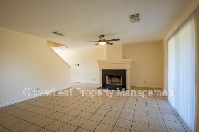 Building Photo - 1045 Stone Trail