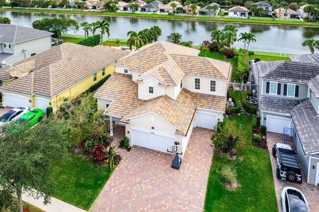 Building Photo - 9460 Wrangler Dr