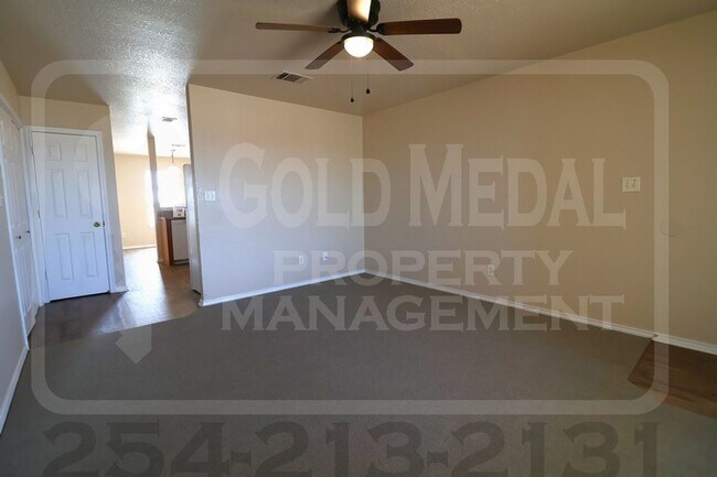 Building Photo - 3412 Cantabrian Dr