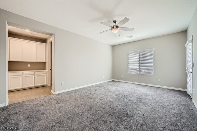 Building Photo - 12165 Edgehurst Ct