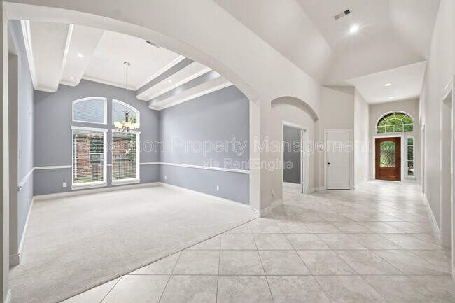 Building Photo - 28319 Shining Creek Ln