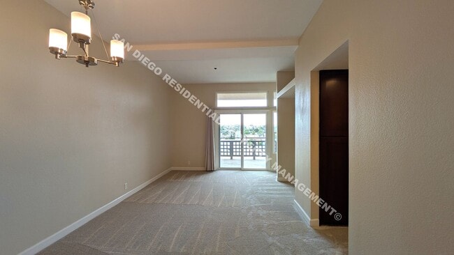 Building Photo - Desirable North Park Condo with Amazing Vi...
