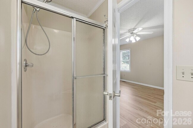 Building Photo - 6299 Spring Ct Ln