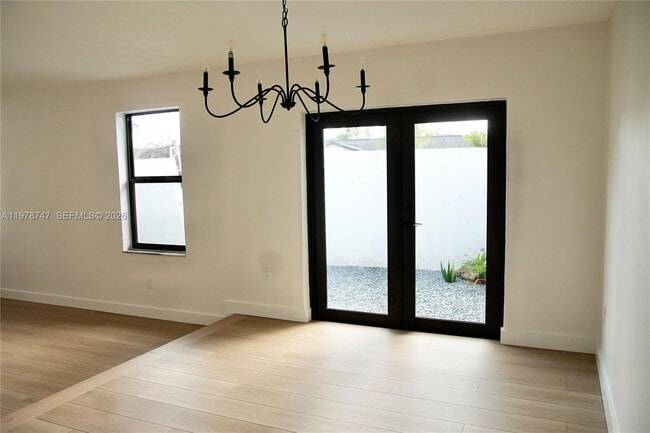 Building Photo - 12504 SW 99th Ave